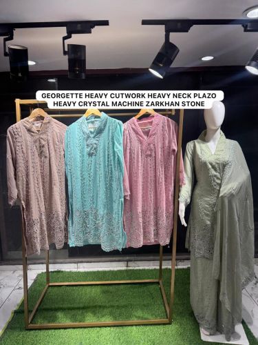 Ladies Georgette V Neck Kurti Palazzo Set