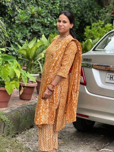 Printed Ladies Orange Cotton Kurti Pant Set Daily Wear