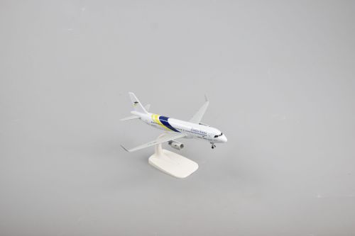 Metal Plane Model 20cm A320 Trans Nusa Civil Aircraft