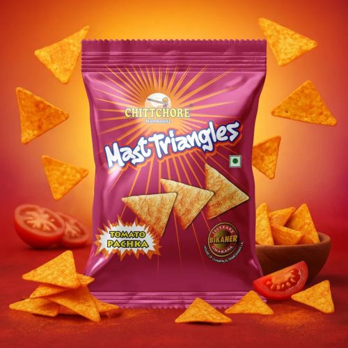 Potatoes Chittchore Mast Triangle Tomato Flavour Chips for Snacking
