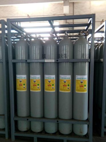 Hydrogen Bromide, Brand Name : SUMCHEMICALS, Purity : ≥99.999%