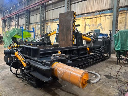 Steel Baling Press Machine, Weight : 500 Kg for Recycling