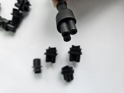 Connectors, Color : Black, Capacity : PK