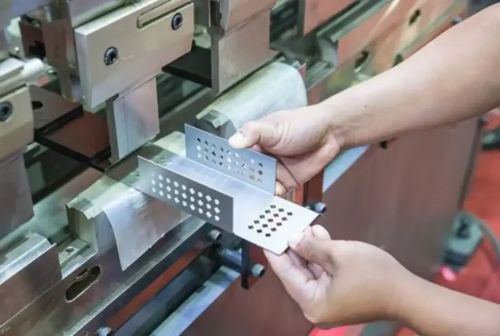 Small Sheet Metal Production with Tooling Service