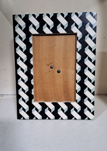 Polished Plastic Printed Photo Frames, Frame Shape : Rectangular