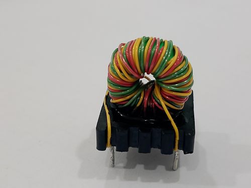 Typically 1kHz To 1MHz Ferrite Core Pulse Transformer, Color : Black