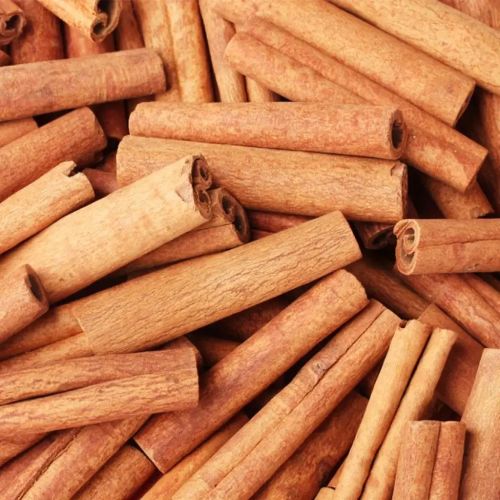 Cinnamon Bark Essential Oil, Color : Pale Yellow, Form : Liquid