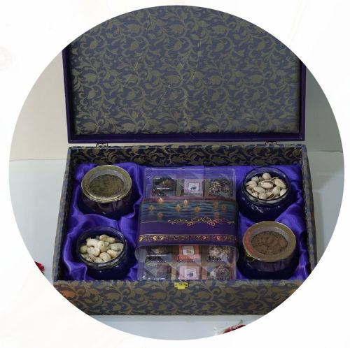 Divine Bliss Gift Box, Color : Assorted for Festive Indulgence