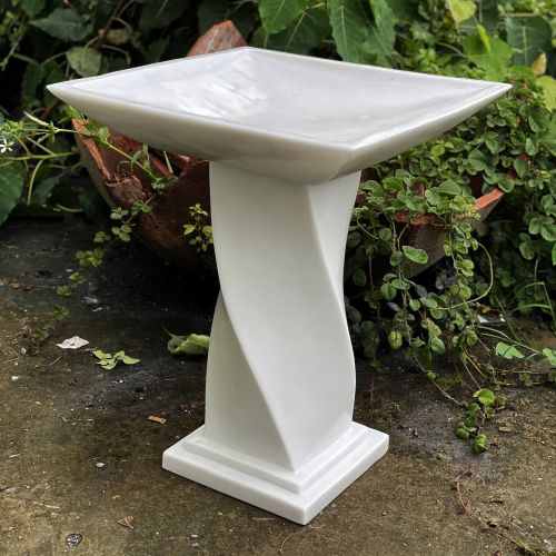 Polished Marble Bird Bath, Shape : Round for Garden Use