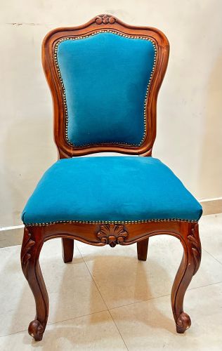 Solid Wood Carved Chairs, Brand Name : Amber