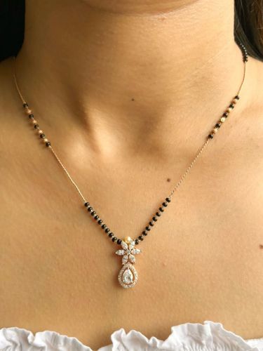 18K Gold Lab Grown Diamond Mangalsutra, Brand Name : Akshat Jewelry