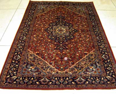 Multicolor Persian Design Hand Knotted Woolen Floor Carpe