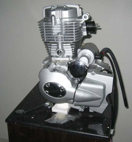 Motorcycle Engine, Packaging Type : Silvery