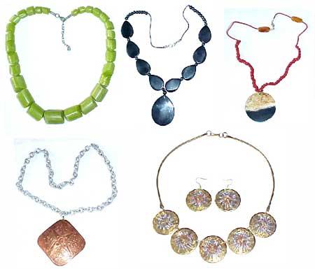 20gm Necklaces -01, Packaging Type : Wooden Box