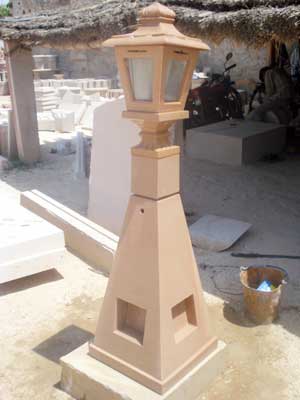 SLP-02 Stone Lamp Post, Feature : Durable, Fine Finishing, Flexible