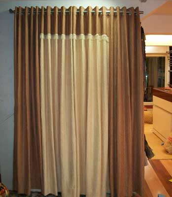 Stela Curtain