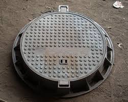 Ductile iron manhole cover