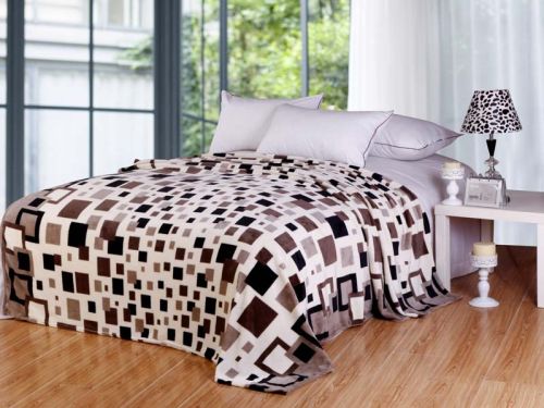 100% Polyester AC Blankets, For Double Bed, Single Bed, Feature : Anti Bacterial, Anti-Wrinkle, Easily Washable