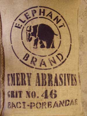 'EKEPHANT' Synthetic Emery, Color : Grey-black, Form : Powder