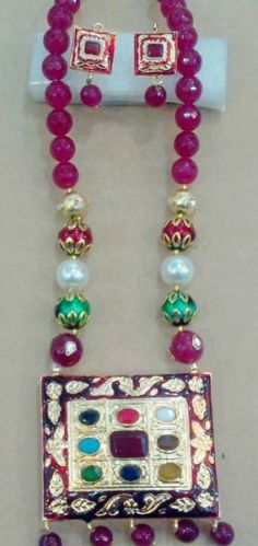 Kyra Stone Pendant Set, Gender : Female