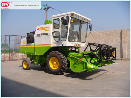 Wheat and Rice Combine Harvester With 2.36m Cutting Width