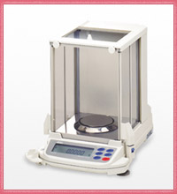 Analytical Semi- Micro Balance