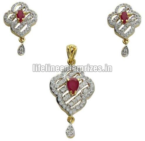 Polished Fashion Pendant Set, Occasion : Party Wear