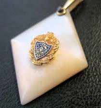 Designer Gold Pendant, Gender : Female