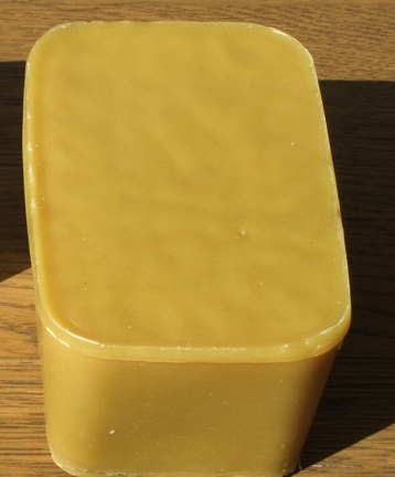 Beeswax, Usage/Application : Candles,Lip Balm,Skin Moisturizer