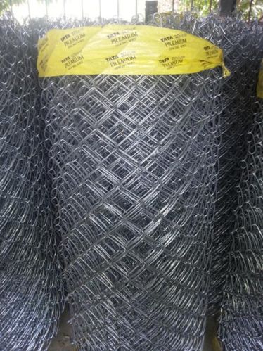 Coated Chain Link Fencing, For Home, Roads, Stadiums, Length : 30-40mtr