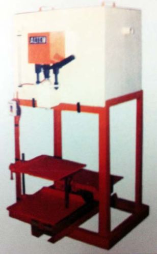 Semi Automatic Container Filling Machine, Certification : CE Certified