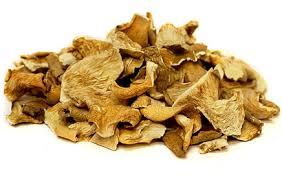 Beige Dry Oyster Mushroom Vacuum-sealed Bag for Culinary Purposes