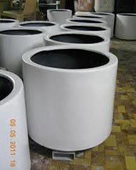 Plain Fiberglass Planters, Shape : Round