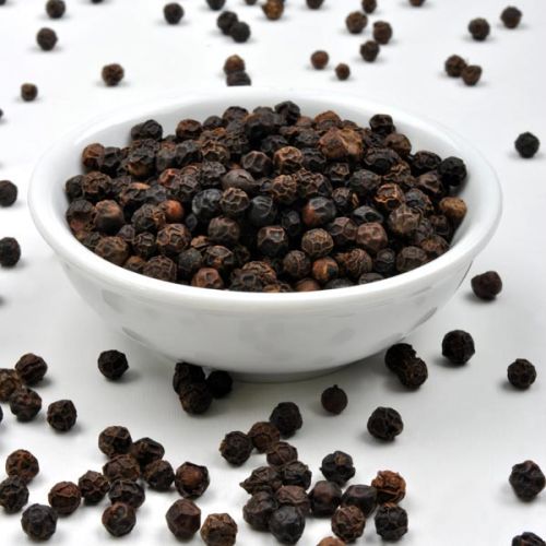 Round Raw Organic Black Pepper Seeds, For Cooking, Style : Dried