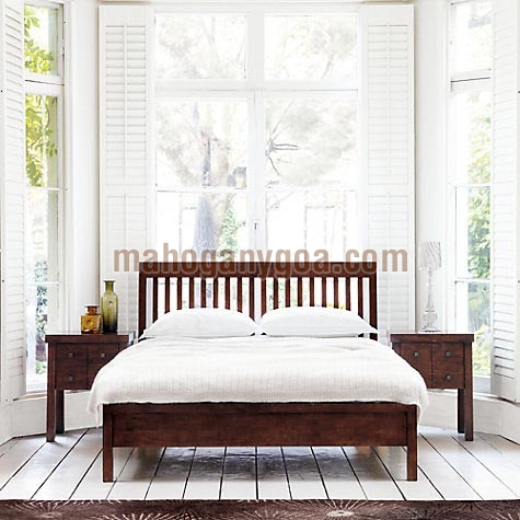 Wooden Bed, For Home, Hotel, Feature : Accurate Dimension, Attractive Designs, Easy To Place