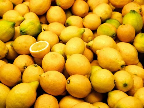 Organic Fresh Eureka Lemons, Packaging Type : Yellow