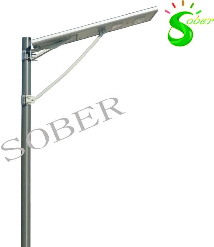 Solar street light, Finishing : Chrome Finish