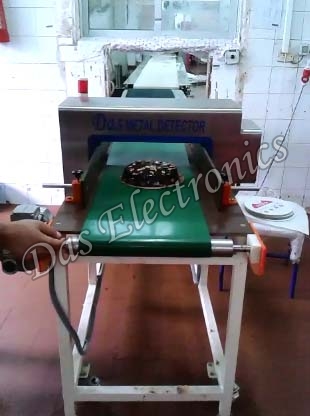 Cake & Bread Metal Detector, For Industrial, Color : Metallic