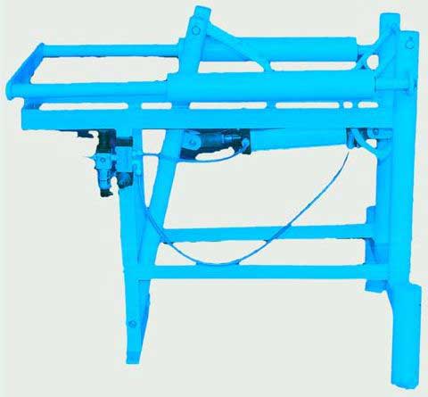 Repair Spreader, Capacity : 100-200kg