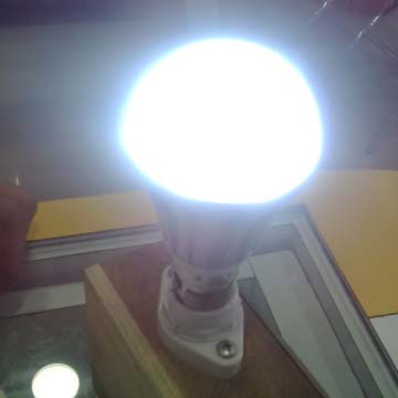 LED Bulbs, Voltage : AC85 - AC265V