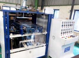 Automatic Vacuum Forming Machine For PP, Packaging Type : Bottles, Cans, Cartons, Pouch