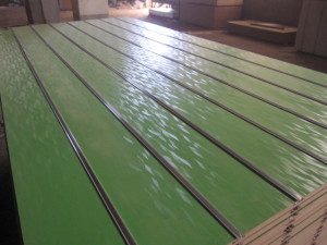 Poplar Beautiful Design MDF Slatwall Panels, Thickness : 15-25mm