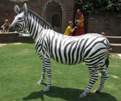 Polished Clay Zebra Sculpture, For Garden, Gifting, Home, Style : Antique