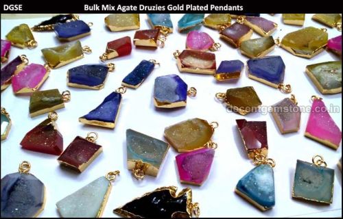 Gold Polished Plain Agate Stone Pendants, Size : 0-15mm