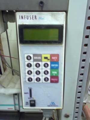 Syringe Pump, Pressure : High Pressure