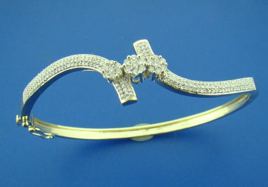 Diamond Studded Bangles