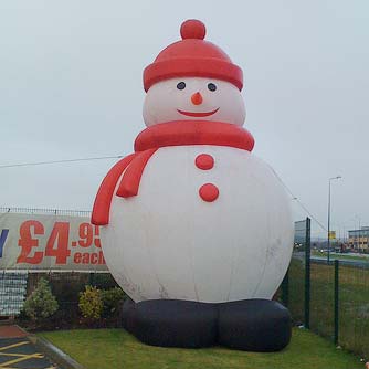 Christmas Inflatable, Feature : Finest Finish, Reliable, High Strength
