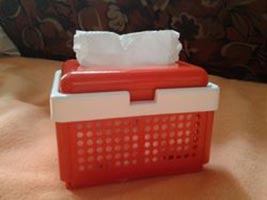 Plastic Manual Basket Shaped Tissue Dispenser, For Hotel, Office, Restaurant, Feature : Best Quality