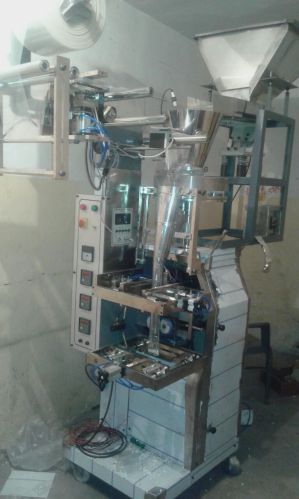 Pneumatic FFS PLC Operated Snacks Packing Machine, Power : 2 Kw