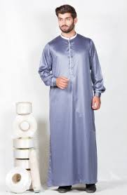 Plain Thobe, Feature : Anti-wrinkle